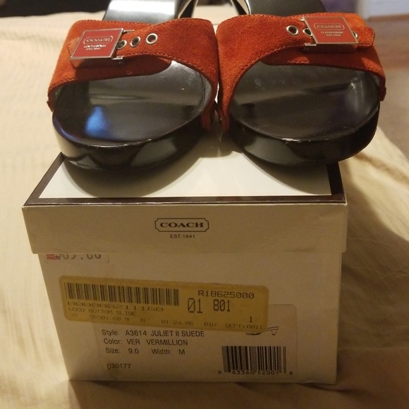 Coach slip on clogs - Picture 3 of 6